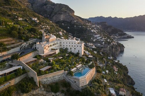 Гостиница Monastero Santa Rosa Hotel & SPA