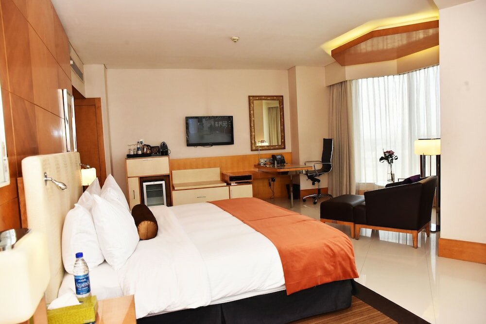 Фото Lagos Continental Hotel