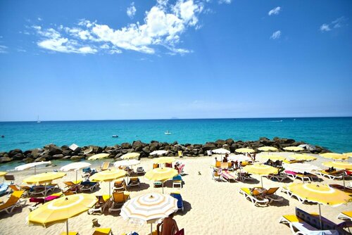 Внешний вид отеля Resort Hotel Rocca di Vadaro в Рикади, фото 5