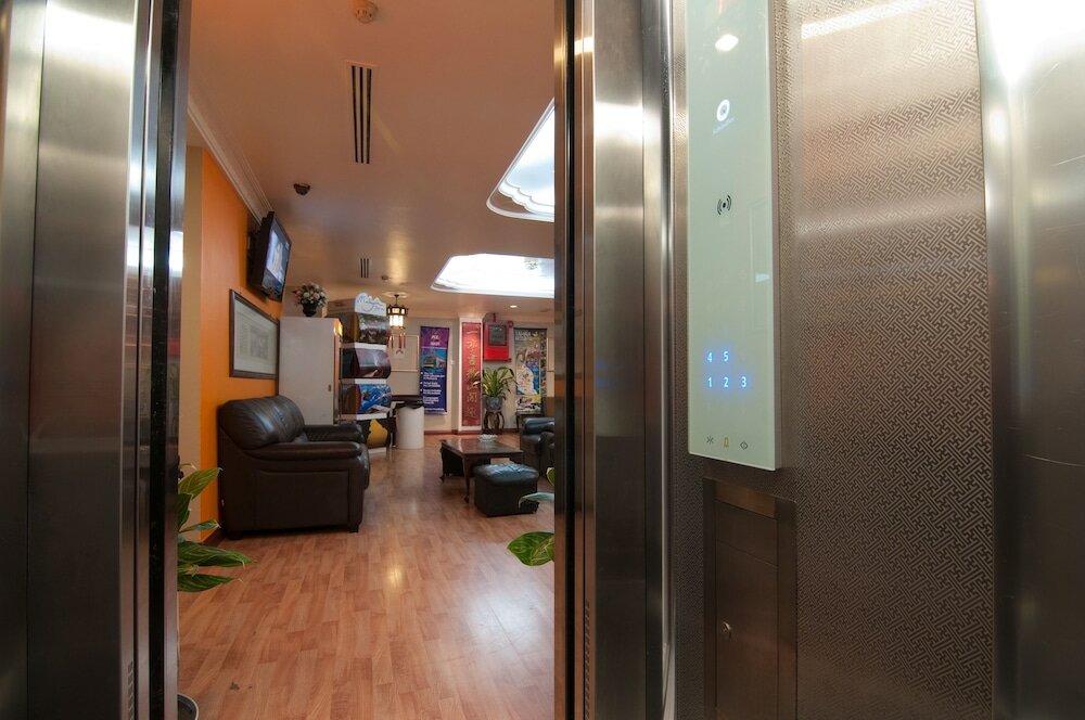 Фото Hotel China Town Inn