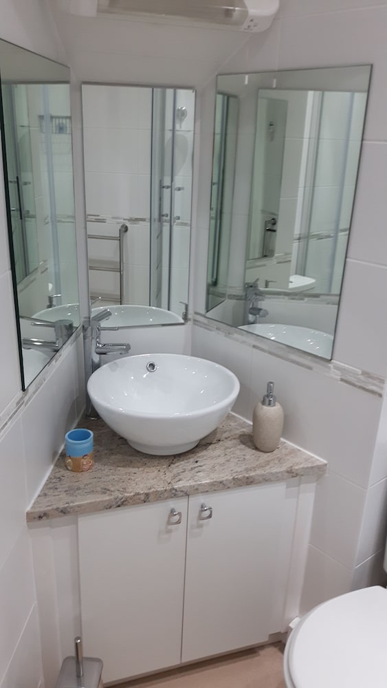 Фото Blue Waters Lodge