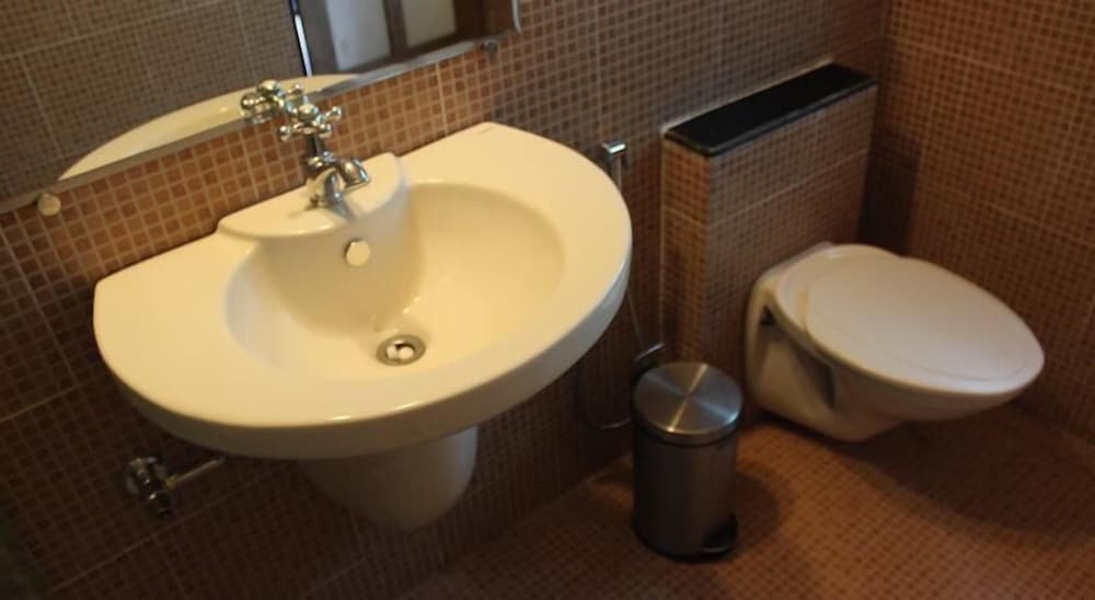 Фото Mayflower Beach Resort