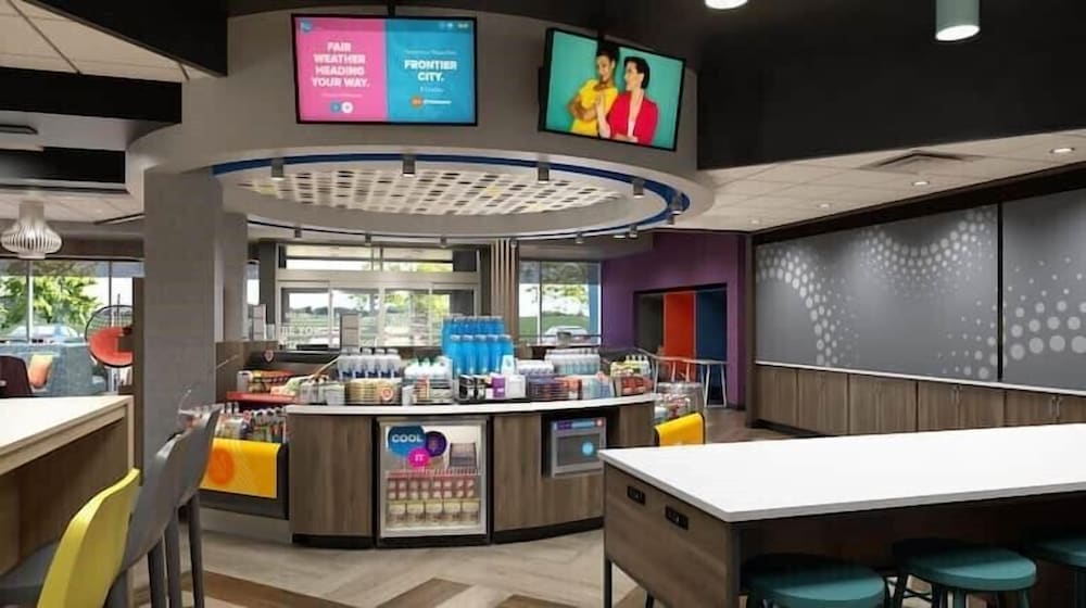 Фото Tru by Hilton Norfolk Airport