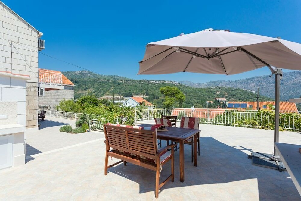 Фото Romantic apartment for 2 with pool