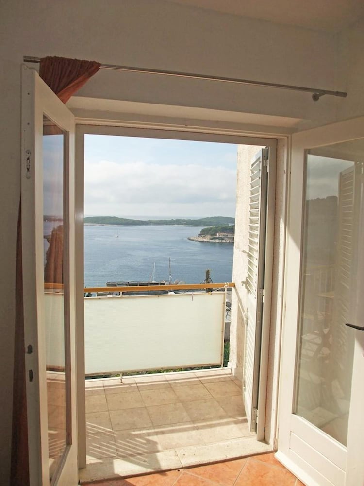 Фото Rooms Vinka Tudor