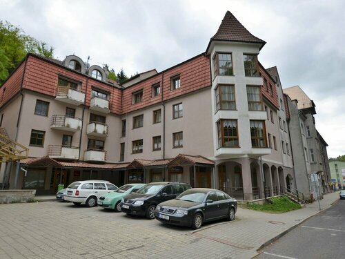 Гостиница Snug Apartment in Jachymov near Ski Area