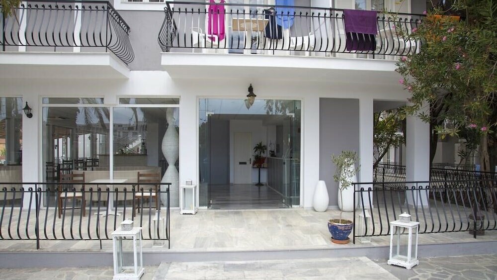 Фото Blue Horizon Hotel