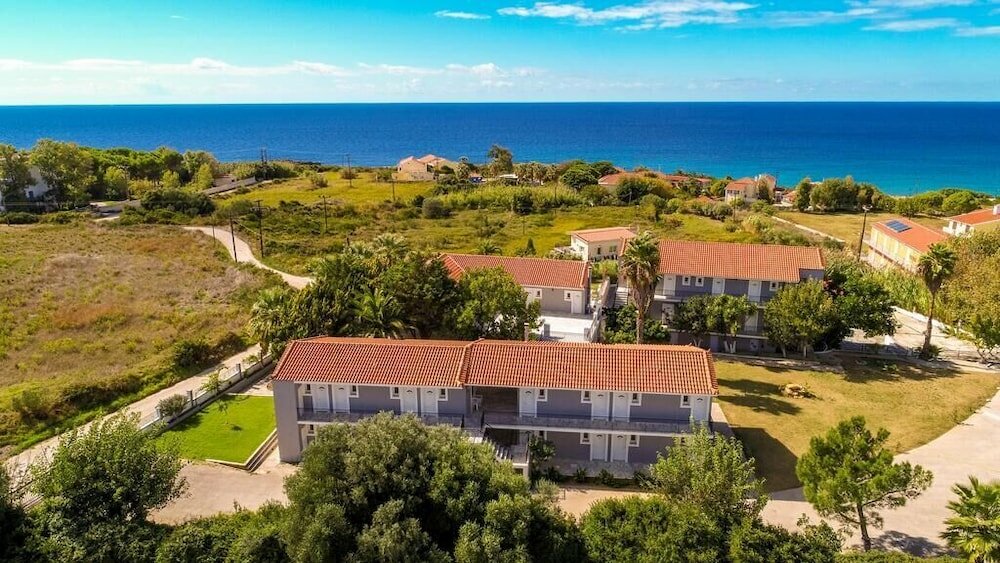 Фото Blue Horizon Hotel