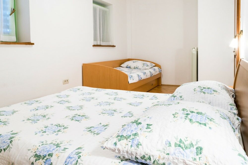 Фото Tourist Farm Petelin-Durcik