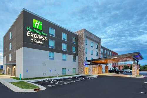 Гостиница Holiday Inn Express And Suites La Grange, an Ihg Hotel