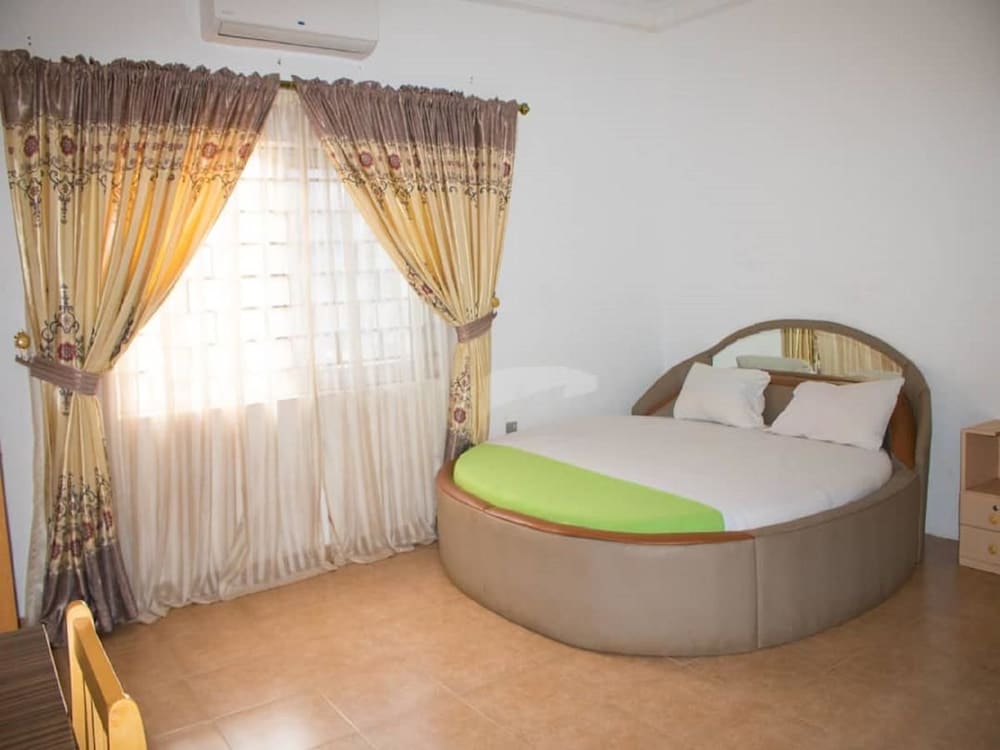 Фото Elizz Guest House