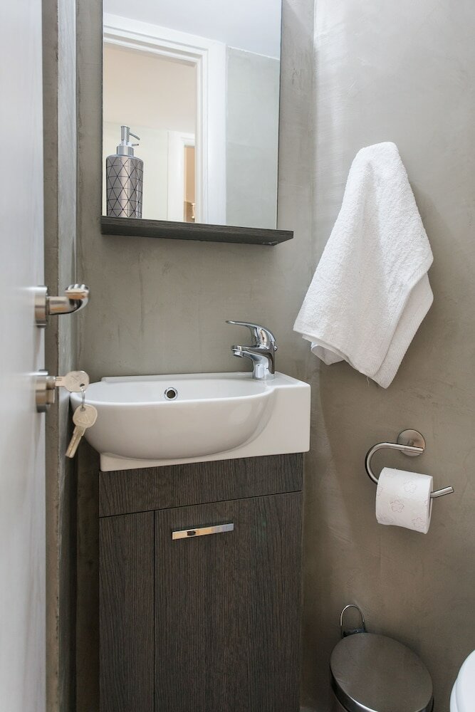 Фото High Class Huge Central Apartment