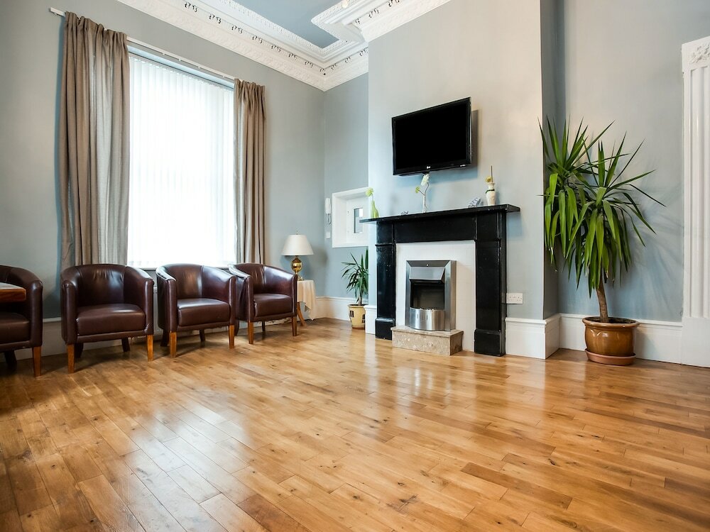 Фото Clifton Mount Hotel