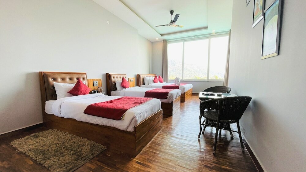 Фото Sterling Banquet and Hotel