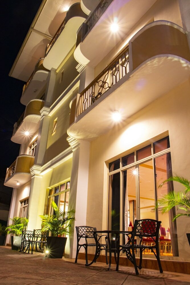 Фото Hotel Lakefield