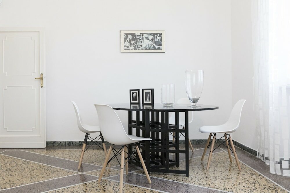 Фото Altido City Center Penthouse