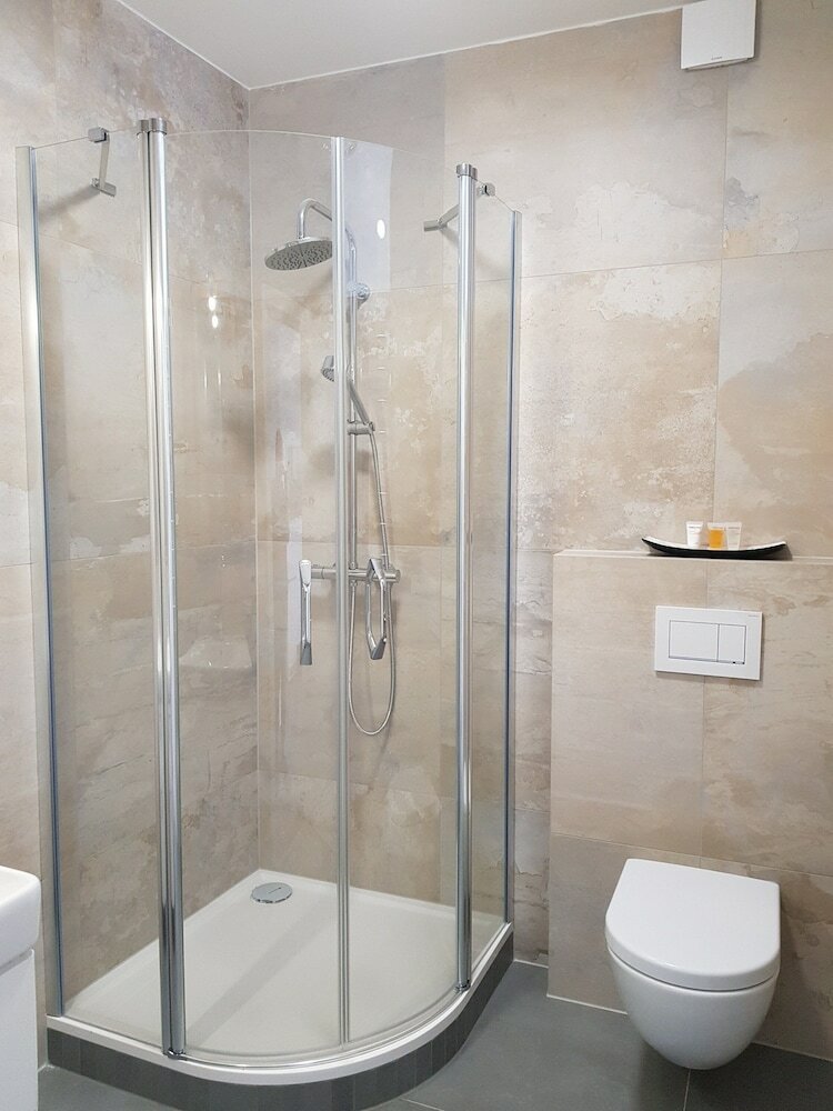 Фото Hotel Chmelnice