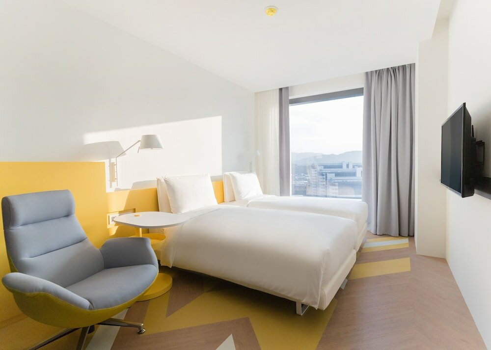 Фото The Place Taipei