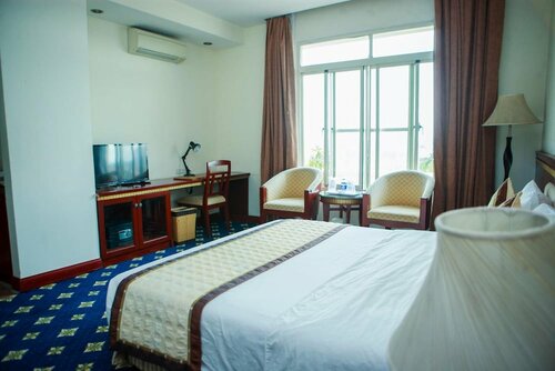 Гостиница Ngan Ha Hotel в Хатини