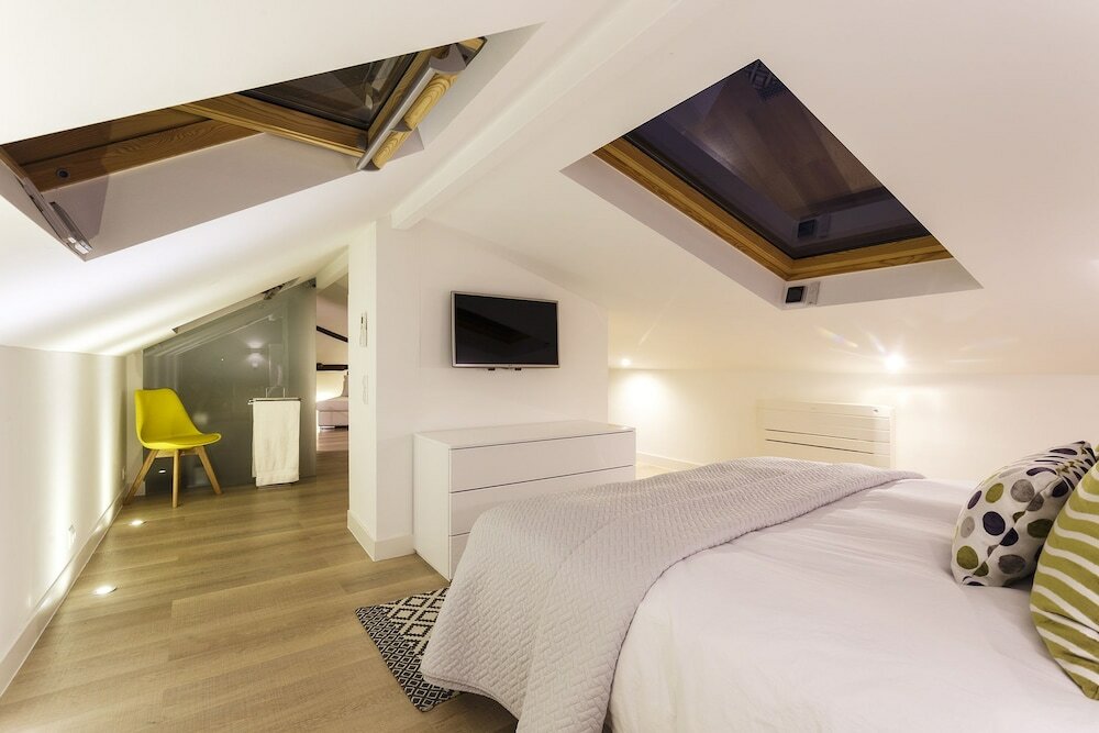 Фото Madalena Downtown Luxury Duplex