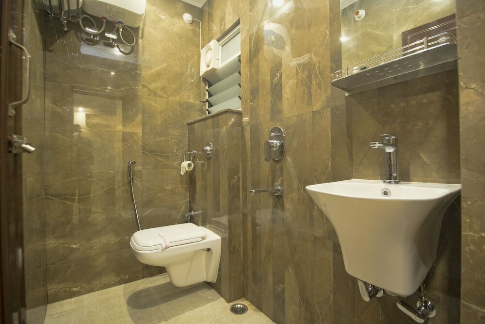 Фото Oyo 24810 Silver Crescent