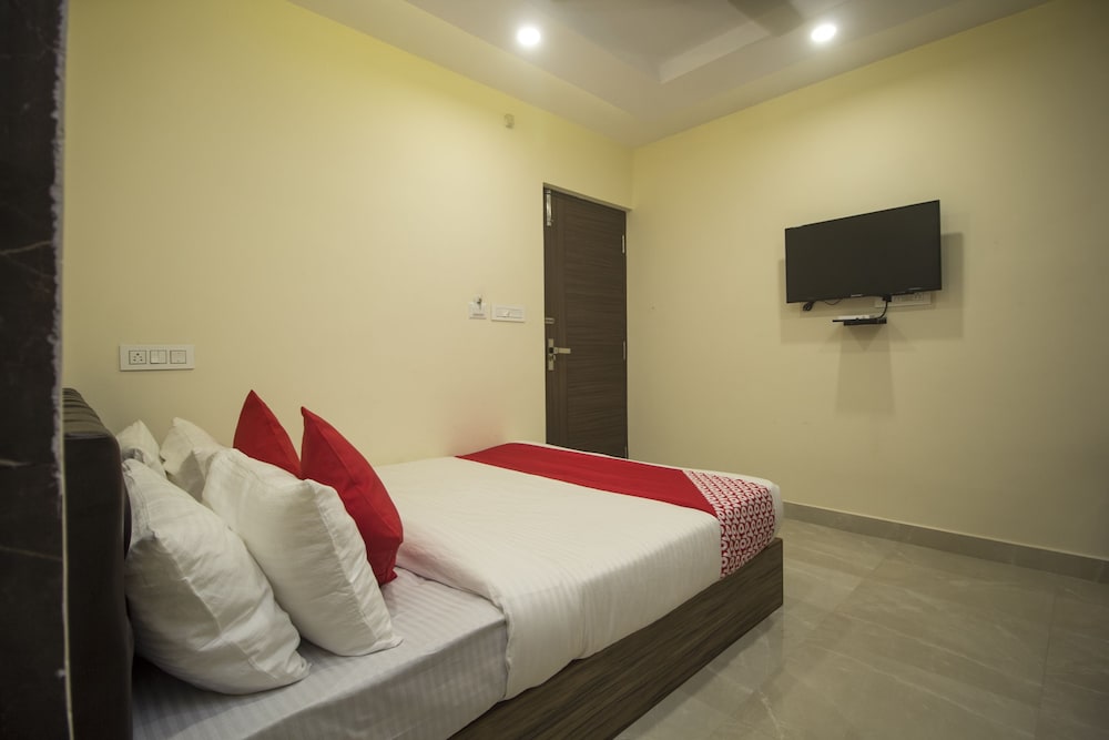 Фото Oyo 24810 Silver Crescent