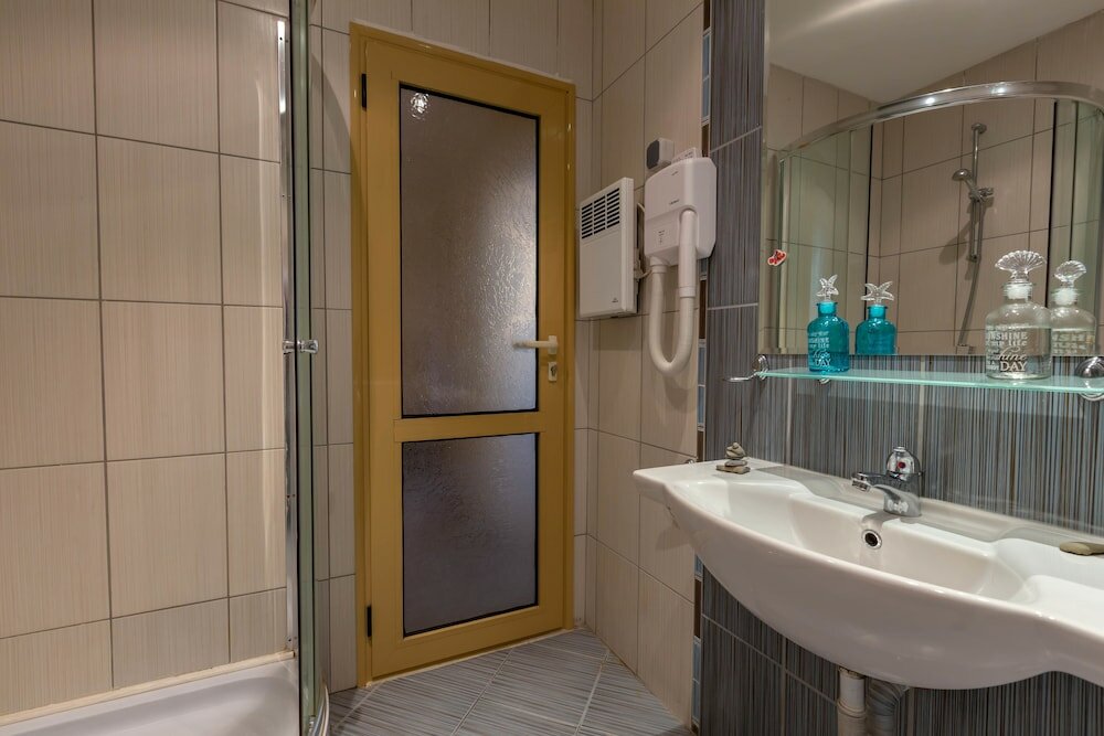 Фото Beach Family Apartment