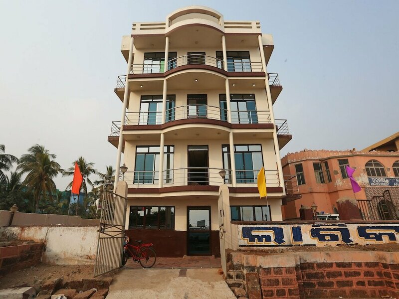 Гостиница Oyo 28314 Hotel Larica в Пури