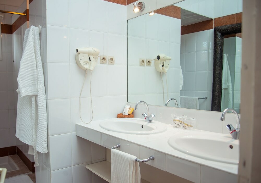 Фото La Varangue - Boutique Hôtel