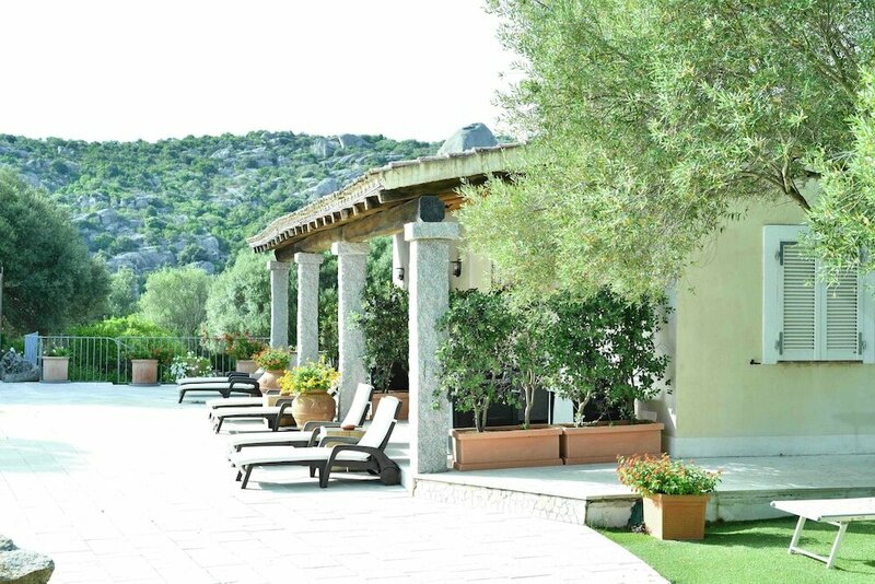 Гостиница Lu Pastruccialeddu