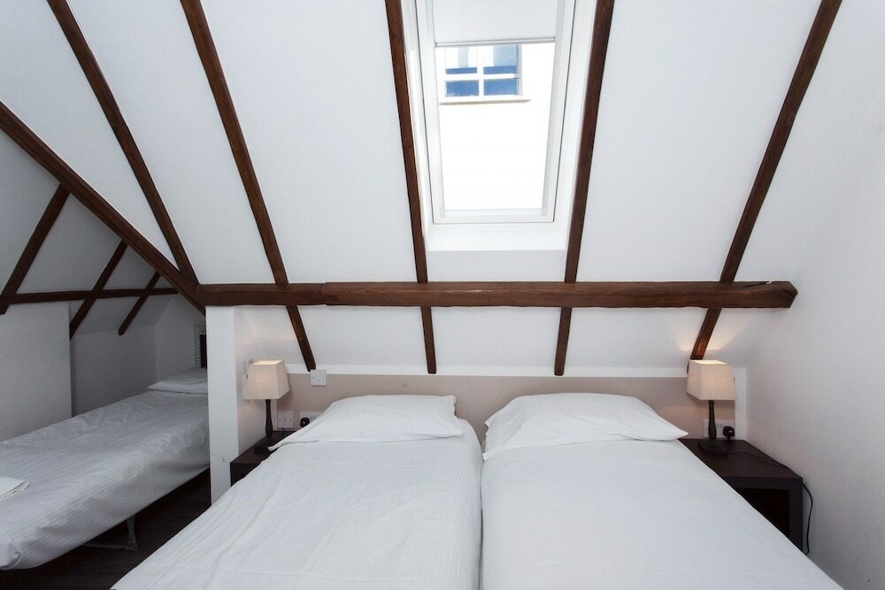 Фото Royal Court of Justice view