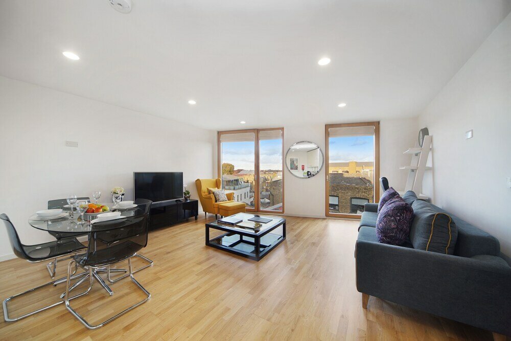 Фото 1 Bed Stylish Apartment with WiFi & Aircon