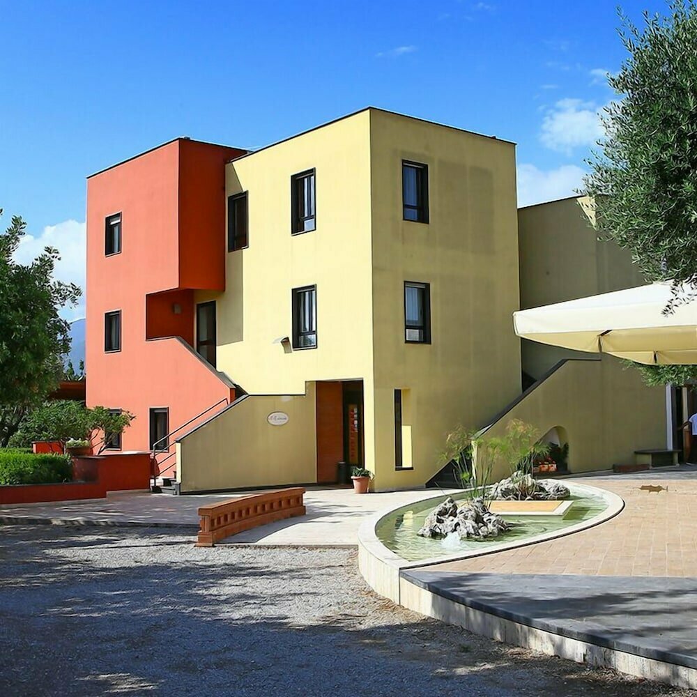 Hotel Touch Resort, Pompei, photo