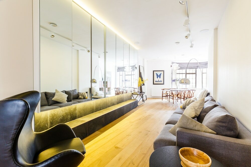 Фото Cockspur Street