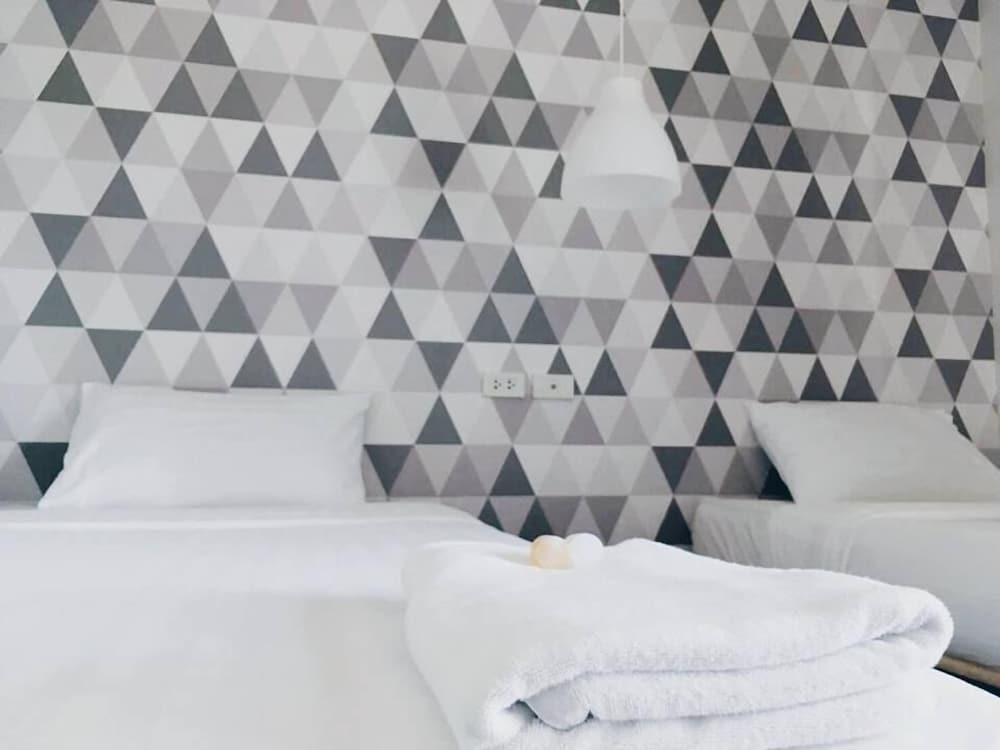 Фото Siam Hubbiz Hostel