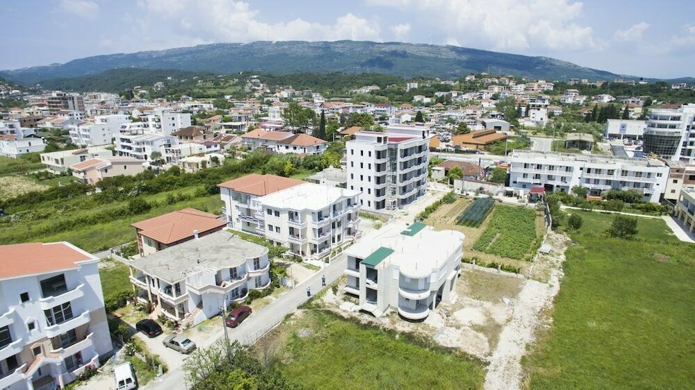 Short-term housing rental Mimi Lux Apartments, Ulcinj, photo