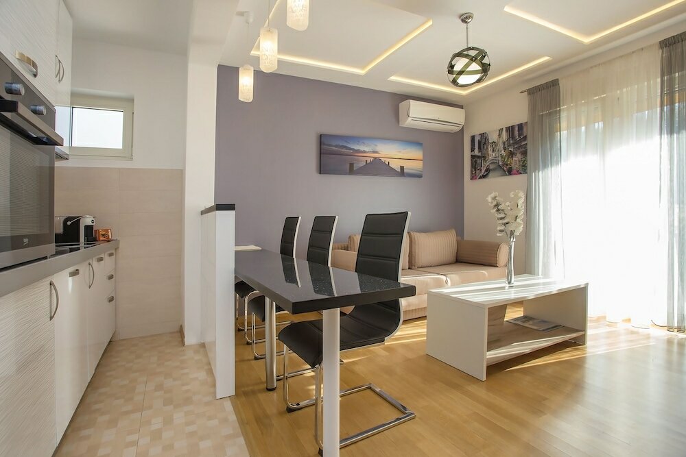 Фото Lux Apartment Goodness