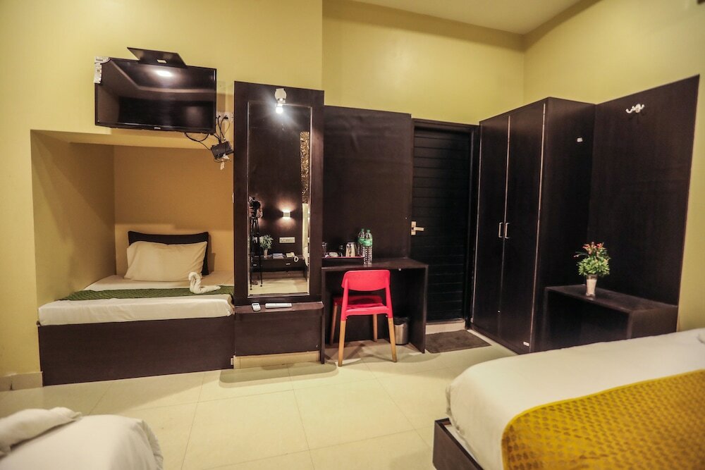 Фото Hotel Grand Bhagwat