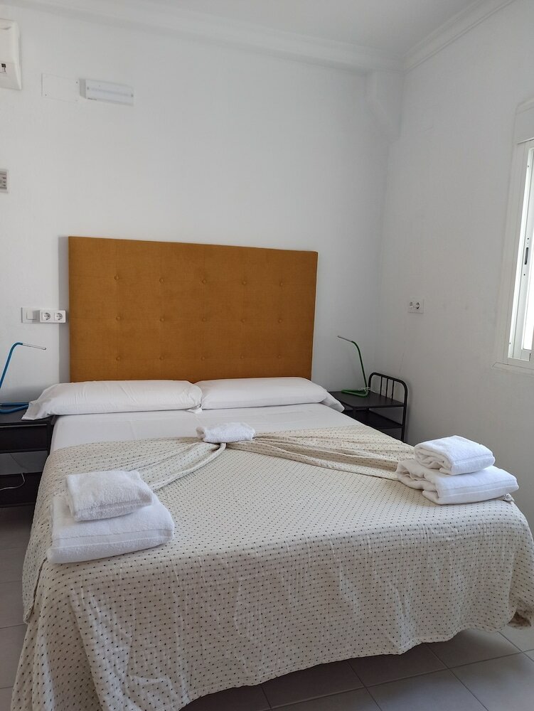 Фото Vivian's Guest House