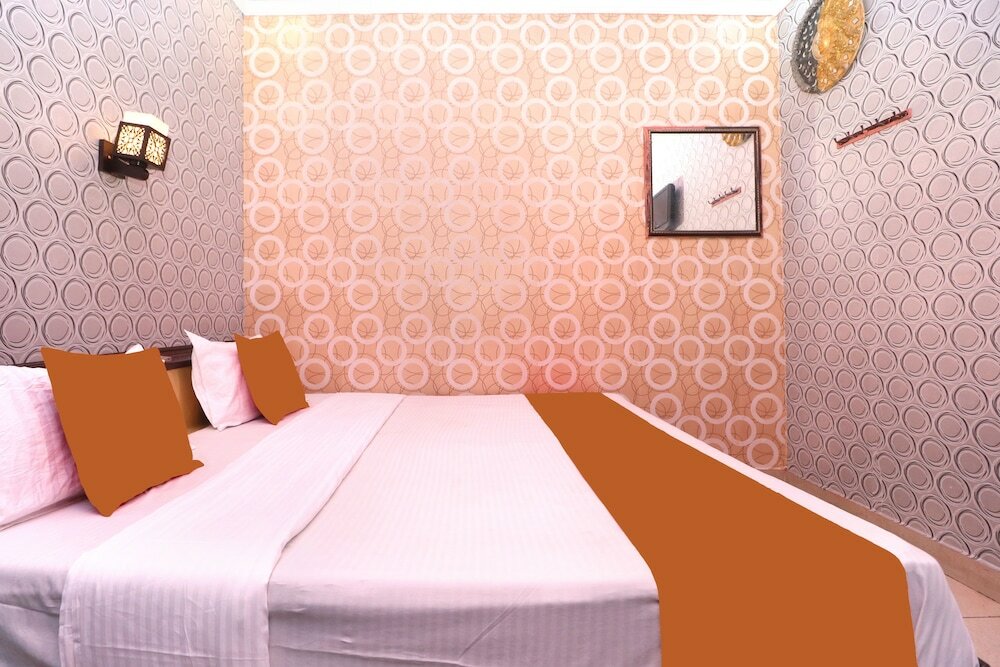 Фото Spot On 29647 Hotel Heaven