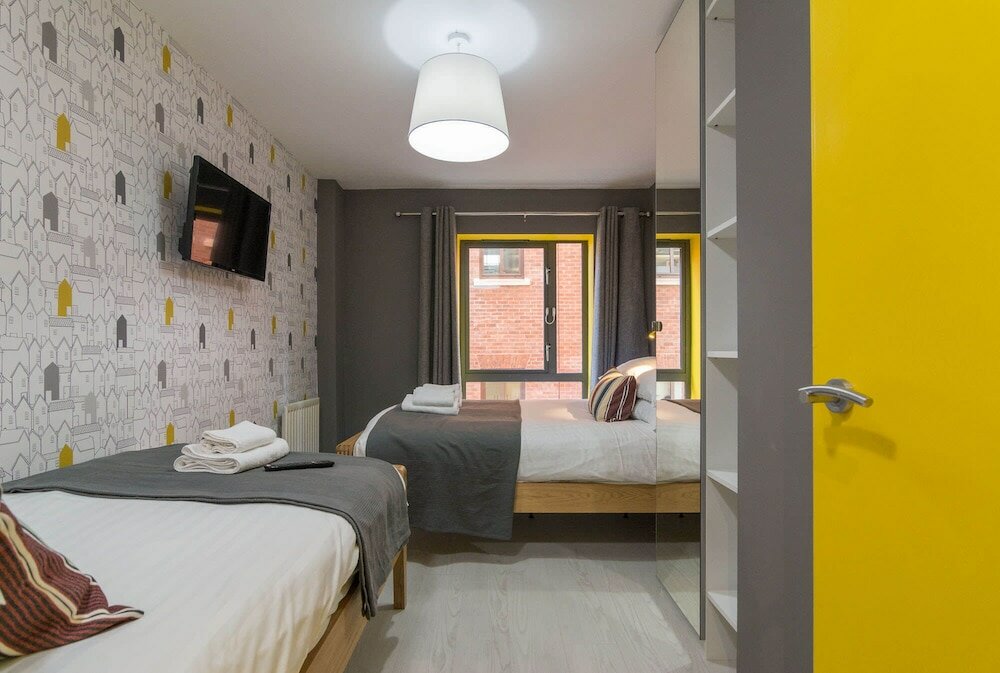 Фото Travelodge Belfast Central