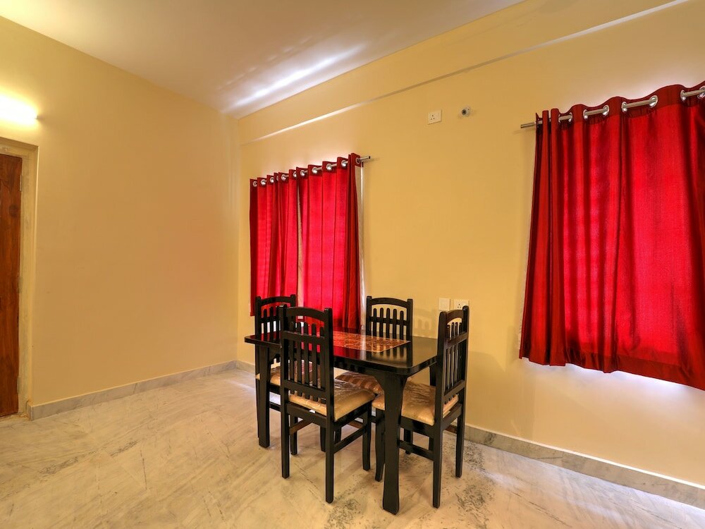 Фото Oyo 15168 Sucasa Homes