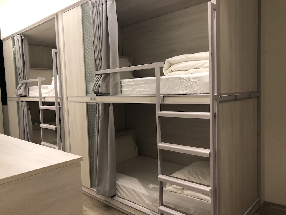 Фото Meander 1948 Hostel - Taipei Main Station