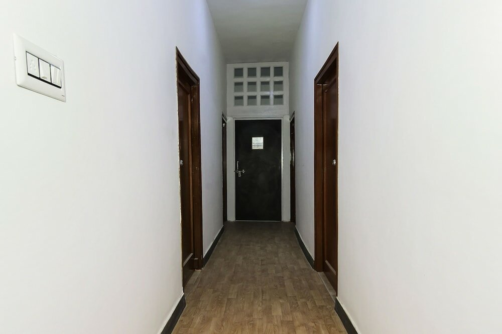 Фото Oyo 16169 Sahdev Guest House