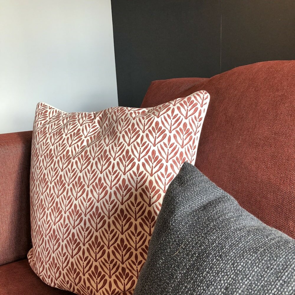 Фото Henry's Apartment- Executive 717