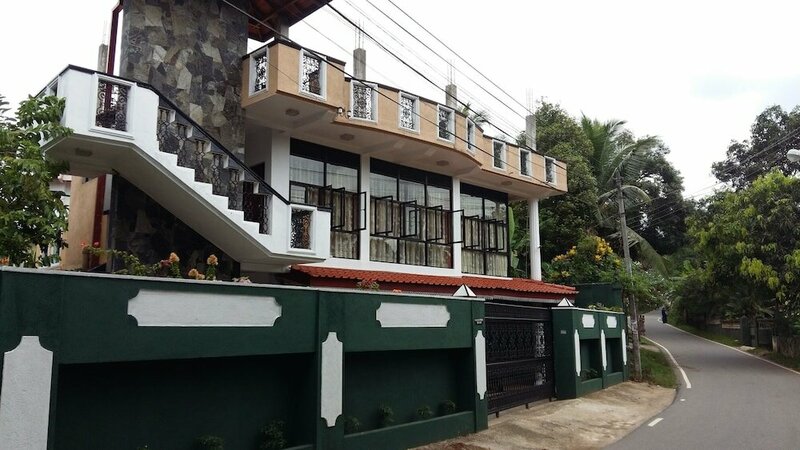 Гостиница Basilico Homestay