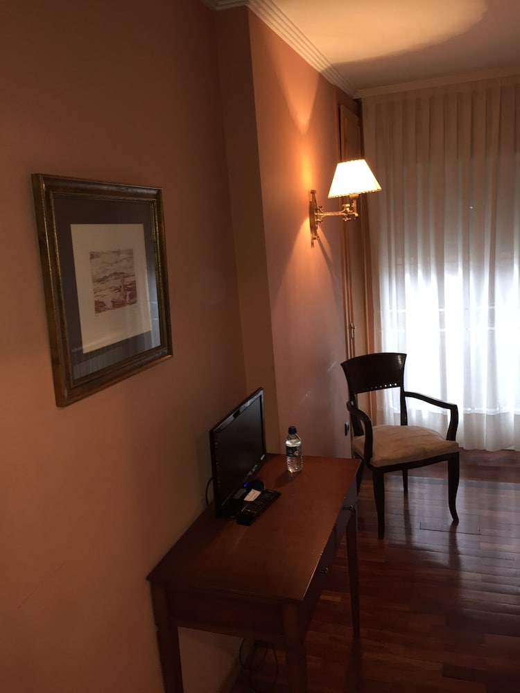 Фото Hotel Los Ángeles