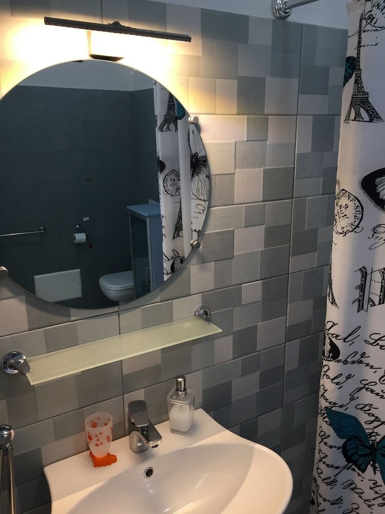 Фото B&b Honey Rooms