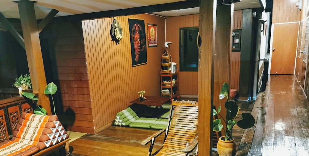 Фото Baan Khun Ya Ayutthaya