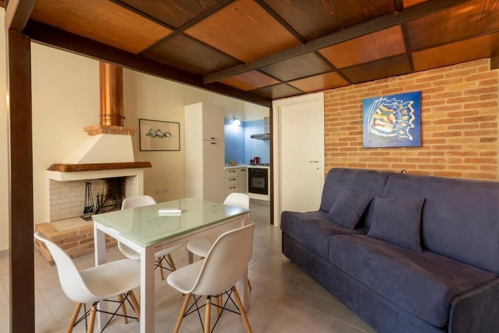 Фото Agriturismo Monte Cologna